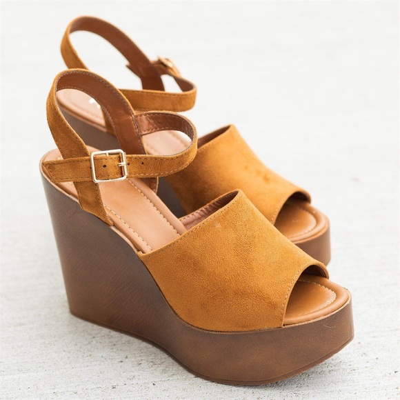 |RETRO| Wooden Platform Wedges - Picture 1 of 5